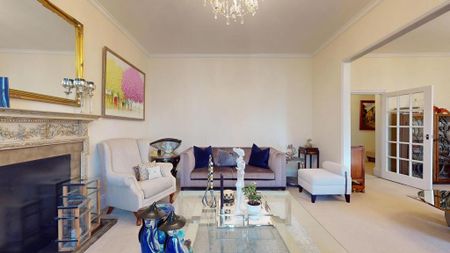 4 bedroom flat to rent - Photo 3