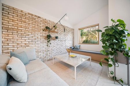 3 bedroom terraced house to rent - Photo 5