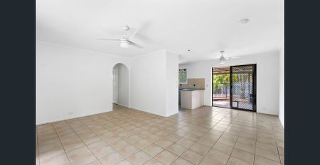 Family Home Close to Everything - Photo 2