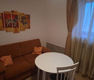 Apartament cu o camera decomandat - Photo 1