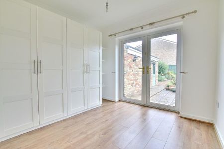 2 bedroom bungalow to rent - Photo 2