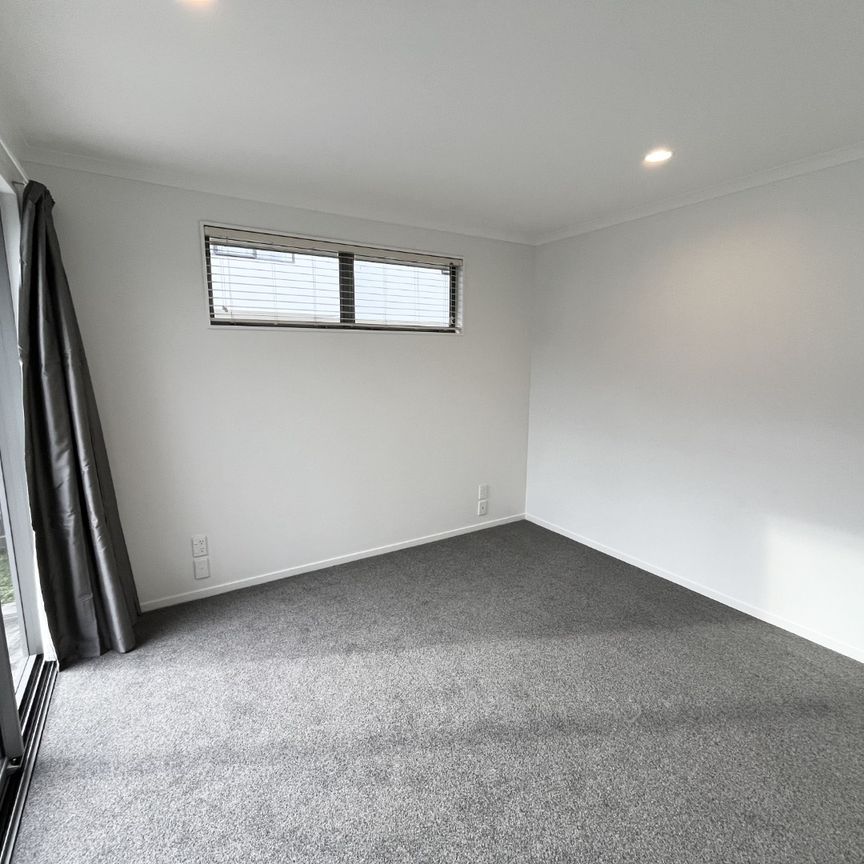 185b Knighton Road, Hillcrest — - Photo 1