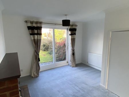 2 bedroom terraced house to rent - Photo 2