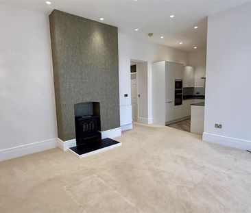2 bedroom apartment to rent - Photo 6
