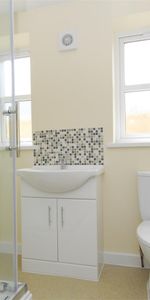 Regent Street, Plymouth - Photo 4