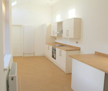 Cottage to rent on - Photo 2