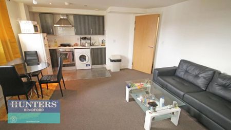 1 bedroom apartment to rent - Photo 2