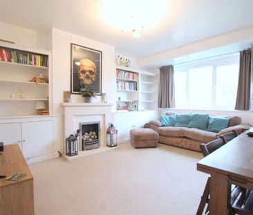 4 Bedroom Maisonette, Richmond Road, London - Photo 2