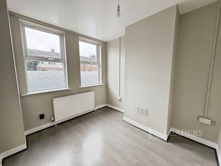 3 bedroom house to rent Bramford Road, Ipswich, Suffolk, IP1 - Photo 2