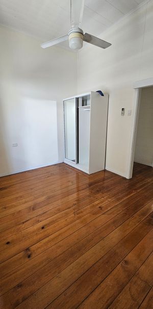 Rockhampton City - Photo 1