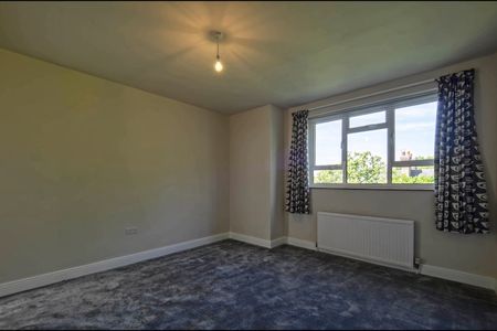 2 Bed Flat, Beechwood Close, N2 - Photo 4