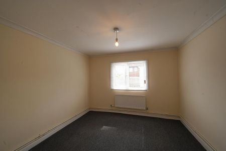 1 bedroom detached house to rent - Photo 2