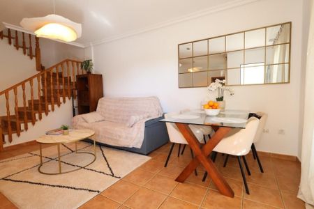 Impecable Adosado en Cabo Roig, Vacacional - €1300/mes - Photo 5