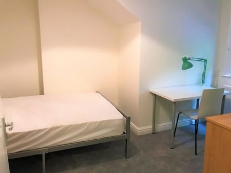 10 Thompson Road, Ecclesall - Photo 4