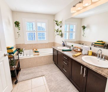 For Lease - 54 Mccourt Drive, Ajax, Ontario - Photo 4