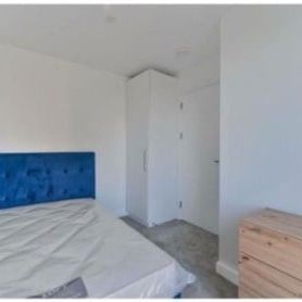 Room in a Shared Flat, Boulevard Point, CR0 - Photo 2