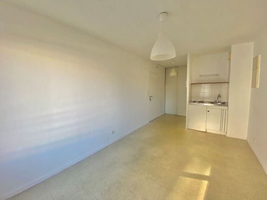 A Louer - Nantes St Clement - Studio De 18.89 M² - Photo 1