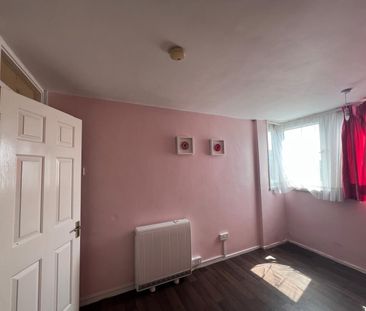 2 Bed Maisonette, Wyndham Court, SO15 - Photo 5
