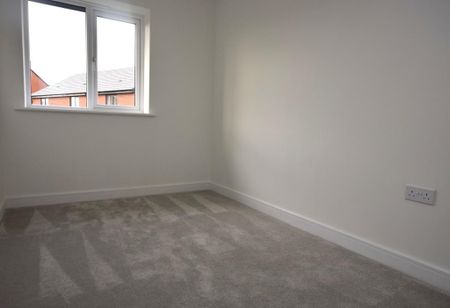 3 bedroom semi-detached house to rent - Photo 5