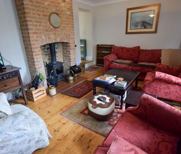 2 bedroom terraced house to rent - Photo 2