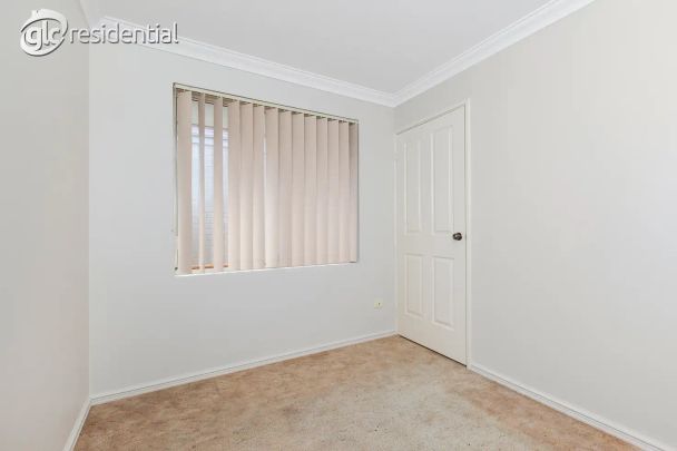 “Quiet & Secure Villa in Coolbellup” - Photo 1