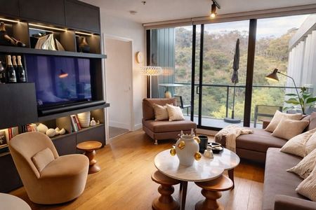 Stylish Furnished Living in Prime Riverside Pocket - Photo 3