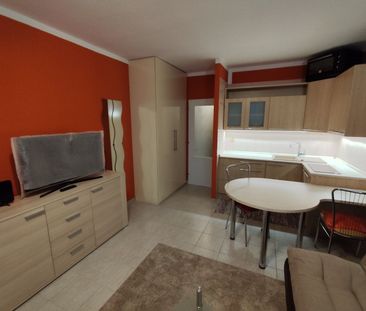 Garsónka s balkónom na prenájom, Rača, Podbrezovská, k dispozícii o... - Photo 2