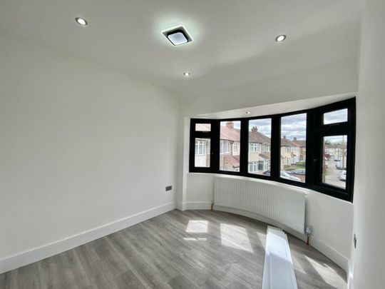 3 bedroom House To Let - Photo 1