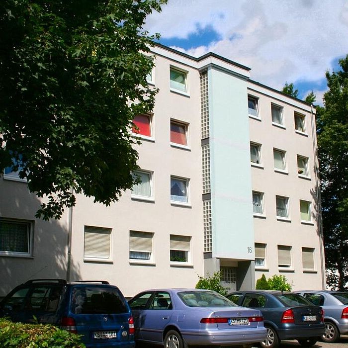 3 Zimmer Wohnung mit Tageslichtbad und Balkon! - Foto 2