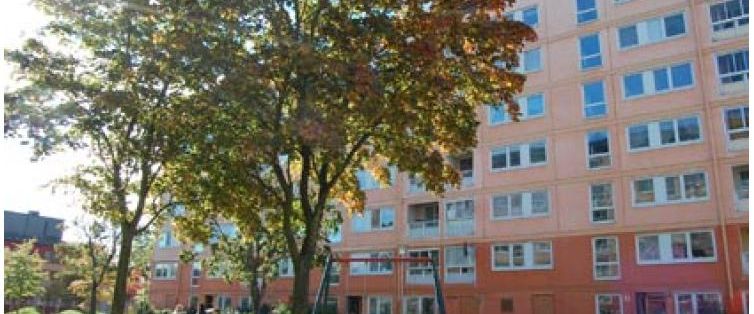 Bergsgårdsgärdet 75 - Photo 1