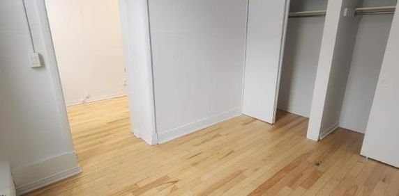 1 CH - 1 SDB - Montréal - $1,245 /mo - Photo 2