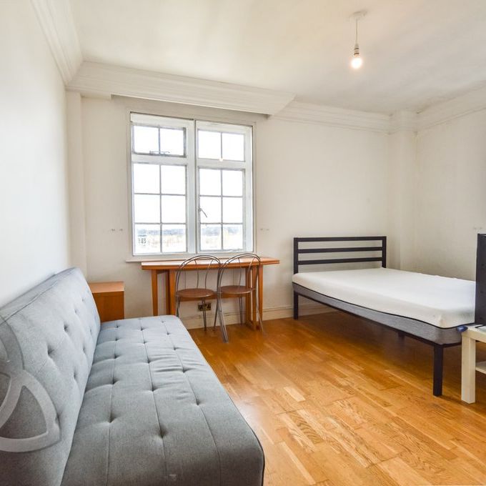 22 Abbey Road, London, NW8 9DP - Photo 1