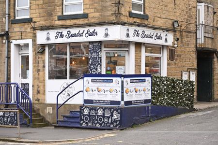 2 bedroom flat to rent - Photo 3