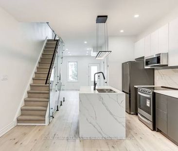 Stunning newly renovated home in Prime Danforth W/ Parking - Photo 3