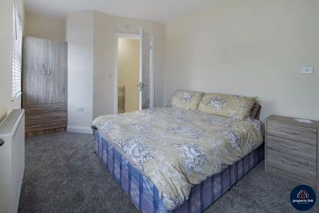 ENSUITE ROOMS TO RENT, 44 Fountain Hill, Derry, BT47 2BP - Photo 5