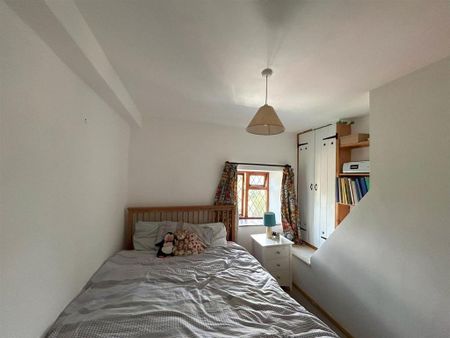 3 bedroom detached house to rent - Photo 5