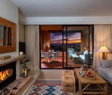 2 Bedroom Apartment For Rent in Benahavís, Málaga - Photo 2