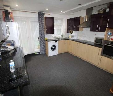 Weston Drive, Stanmore, HA7 - Photo 6