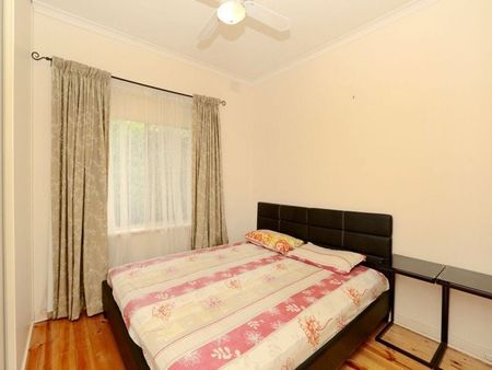 Immaculate single storey unit - Photo 3
