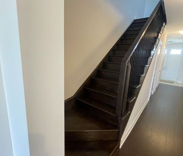 For Lease - 14 Falby Road, Brampton, Ontario - Photo 6