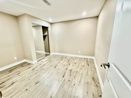 For Lease - 51 Murray Leonard Lane Unit# (Basement Apartment), East Gwillimbury, Ontario - Photo 3