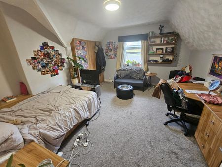 7 Bed - 59 Cardigan Lane, Burley, Leeds - LS4 2LN - Student - Photo 3