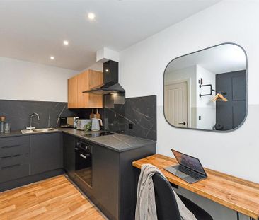 Studio to rent - Photo 3