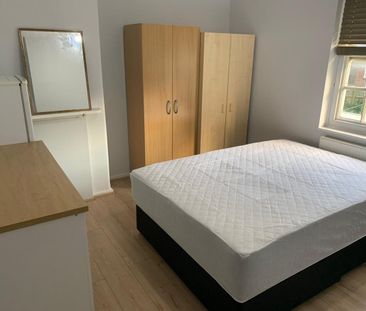 Room in a Shared House, Bethnal Green Road, E2 - Photo 2