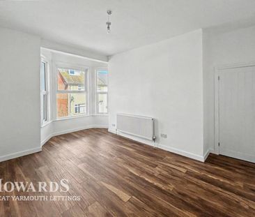 4 bedroom terraced house to rent - Photo 4