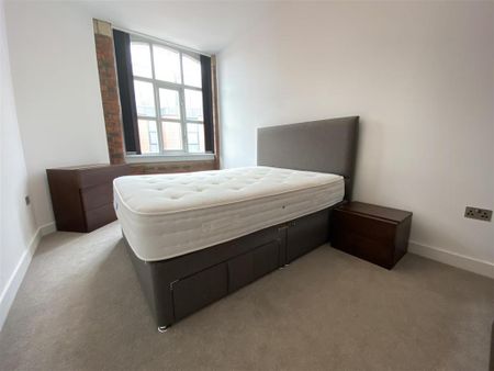 2 bedroom duplex to rent - Photo 4