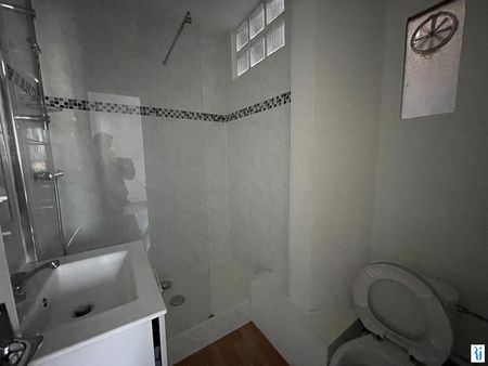 Location Appartement 1 pièce 20m² - Photo 3