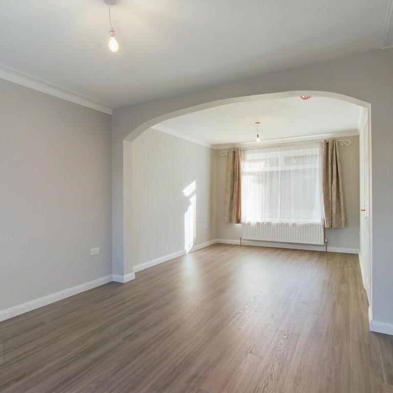 28 Cleveley Park, Four Winds, Belfast, BT8 6NB - Photo 1