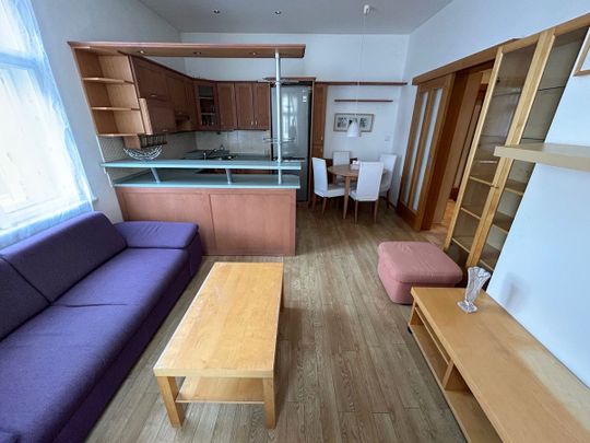 Pronájem bytu 2+kk 55 m², Čáslavská , Praha - Фото 1