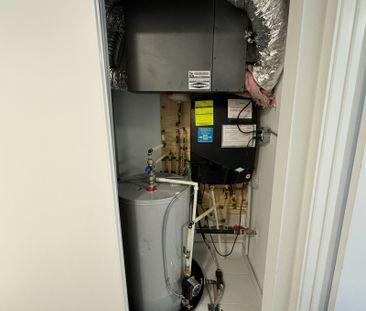 For Lease - 3069 Pharmacy Avenue Unit# 9, Toronto, Ontario - Photo 3